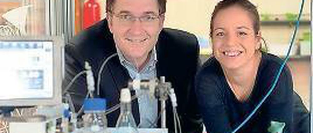 Schnelle Brüter. Peter Seeberger und Camille Correia haben die neue Methode mitentwickelt.