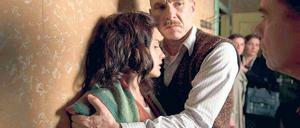 Immer in Gefahr, immer füreinander da. Anne Frank (Mala Emde) und ihr geliebter Vater Otto (Götz Schubert).