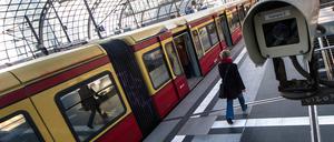 Wegen Bauarbeiten, unter anderem hier am Hauptbahnhof Berlin, wird die Ost-West-Trasse gesperrt.