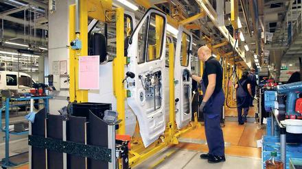 Großinvestition. Mit 187 Millionen Euro modernisiert Mercedes-Benz sein Werk in Ludwigsfelde. 15 Millionen kommen von der ILB. Noch 2013 stand das Werk vor dem Aus.