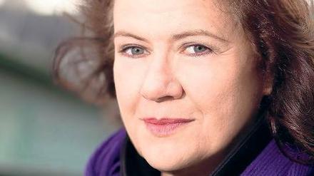 Kritische Autorin. Die frühere Grünen-Politikerin Jutta von Ditfurth geht hart mit ihrer eigenen Familie ins Gericht. Heute liest sie aus ihrem Buch.