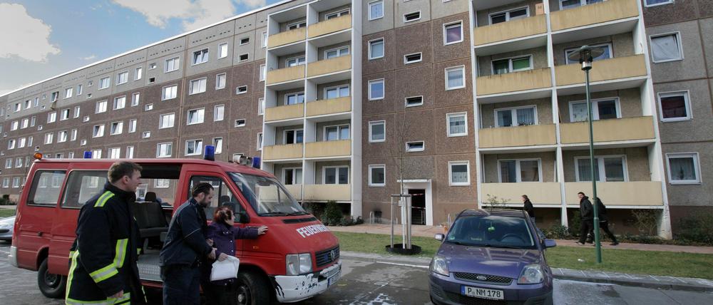 Vier Stunden dauerte der Einsatz der Rettungskräfte. Die Ermittlungen zur Brandursache dauern noch an.