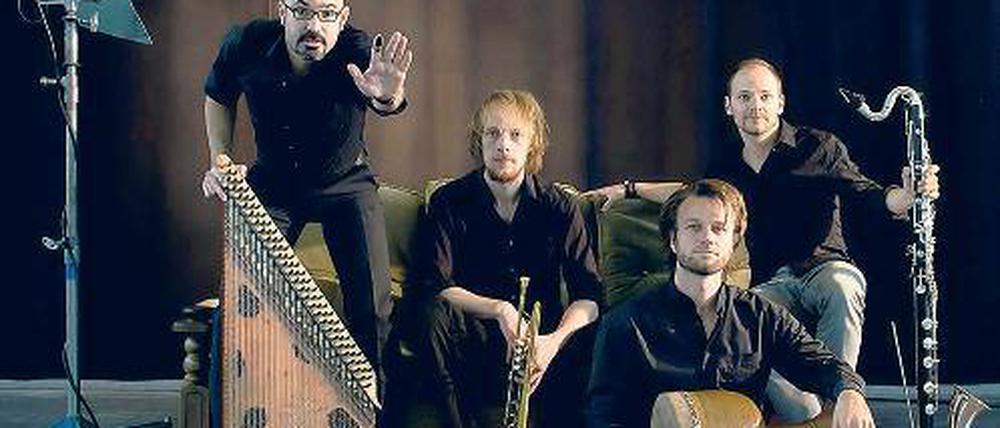 Orient oder Okzident? LebiDerya spielen mit der Fusion aus beidem.