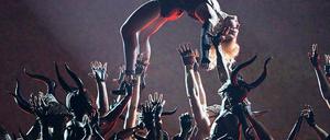 Klassikerehren. Madonna während ihres Auftritts bei der Grammy-Verleihung.
