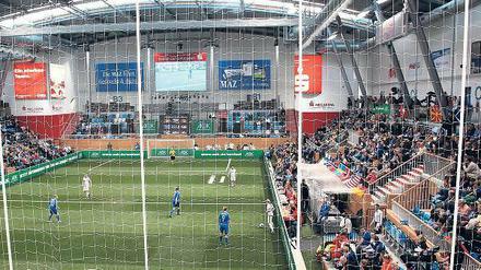 Hotspot für Frauenfußball. Die MBS-Arena wird am kommenden Wochenende wieder zur internationalen Bühne für Mannschaften aus sieben Ländern Europas. Insgesamt 32 Spiele werden in zwei Tagen zu sehen sein.