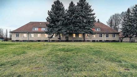 Vom Bundeswehr-Wohnheim zur Flüchtlingsunterkunft. Das Erstaufnahmelager in Ferch soll in den kommenden Wochen etwa 100 Asylbewerber aufnehmen.