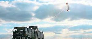 Langzeittest in Pritzwalk. Der Drachen war über 70 Stunden in der Luft.