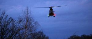 Den ganzen Tag über Kreisten Helikopter - am Abend dann konnten die Geiselnehmer von Paris überwältigt werden.