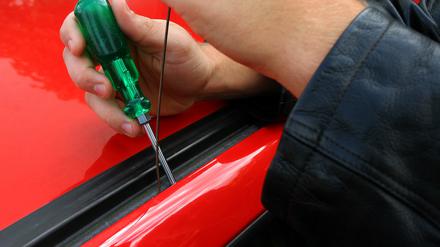 In der ersten Jahreshälfte 2014 wurden deutlich weniger Autos geklaut als im Jahr zuvor.