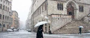 Bald Filmkulisse. Schüler des Potsdamer Filmgymnasiums reisen noch im Januar nach Perugia – hier der Corso Vannucci vor dem Rathaus – , um ein Stadtporträt zum Partnerschaftsjubiläum zu drehen.