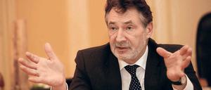 Zwölf Jahre im Amt. Seit 2002 regiert Jann Jakobs (SPD) die Landeshauptstadt. Die zweite Hälfte seiner zweiten achtjährigen Amtszeit hat begonnen.