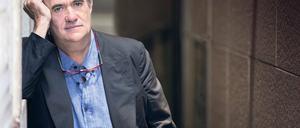 Musikalischer Schwärmer. Colm Tóibín ist ein Ire, der in New York und Barcelona zu Hause ist. Er ist 1955 in Enniscorthy geboren und lehrt an der Columbia University.