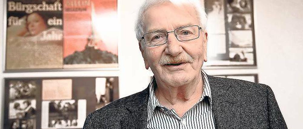 Kritischer Geist. Der Regisseur Herrmann Zschoche bei der Eröffnung der Foyerausstellung im Filmmuseum.