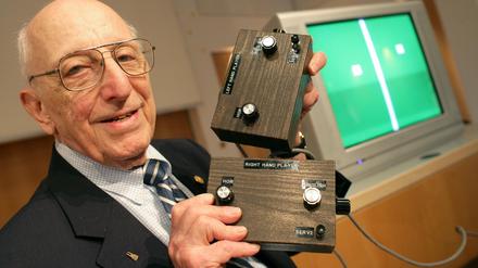 Ralph Baer, seine Brown-Box und das erste Videospiel "Ping Pong". Den wirtschaftlichen Erfolg heimste ein anderer ein.