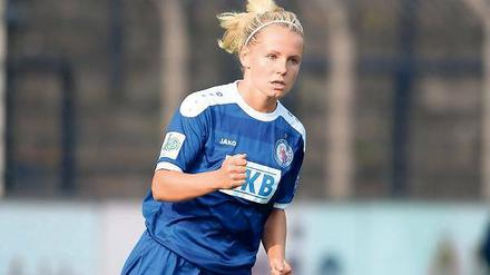 Sicher vom Punkt verwandelte Julia Simic zum 3:2-Sieg in Jena.