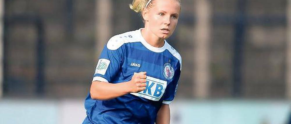 Sicher vom Punkt verwandelte Julia Simic zum 3:2-Sieg in Jena.