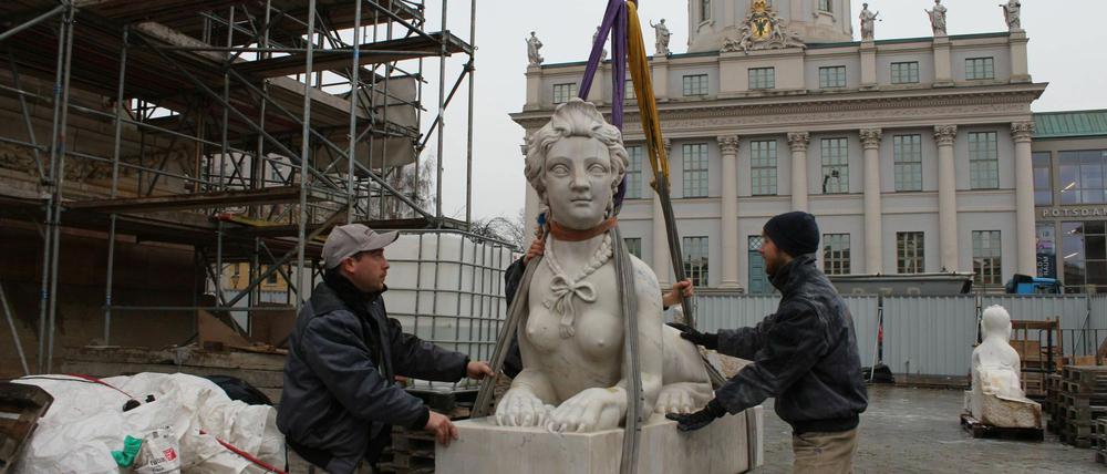 Rund eine Tonne wiegt die Figur.
