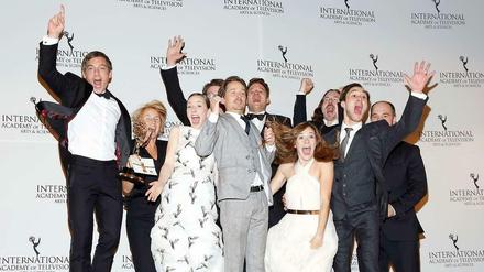 Damit hatten sie nicht gerechnet: das Team von "Unsere Mütter, unsere Väter" freut sich über den International Emmy.