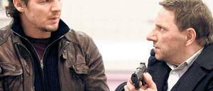 Zwei unter einer Decke? Kommissar Lannert (Richy Müller, rechts) hat einen Geiselgangster im Supermarkt erschossen. Kollege Bootz (Felix Klare) wird bezeugen, dass Lannert keine andere Chance hatte, um das Leben der Geisel zu retten.