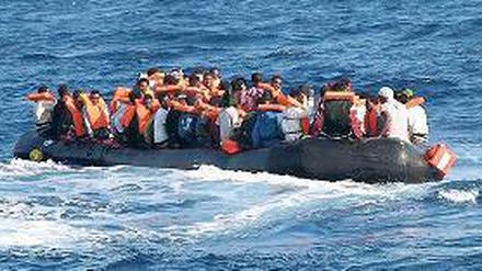 Weiter Weg. Eritreer flüchten durch die Sahara und über das Mittelmeer.