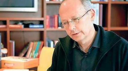Demut und Ausdauer. Herbert Ullmann behauptet sich seit zwei Jahrzehnten im hart umkämpften Verlagsgeschäft.