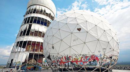 Markante Kuppeltürme. Aus der einstigen Abhörstation der Alliierten auf dem Teufelsberg sollen ein Café mit Aussichtsplattform und eine Erinnerungsstätte für den Kalten Krieg werden.