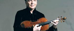 Plötzlich Impresario. Der Bratscher Wilfried Strehle ist künstlerischer Leiter von „Blackmore’s Musikfabrik“ in Schmargendorf.