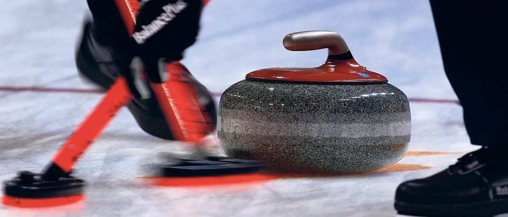 Wer fliegt als Nächster? Die Curler sollen künftig keine Spitzensportförderung mehr erhalten.