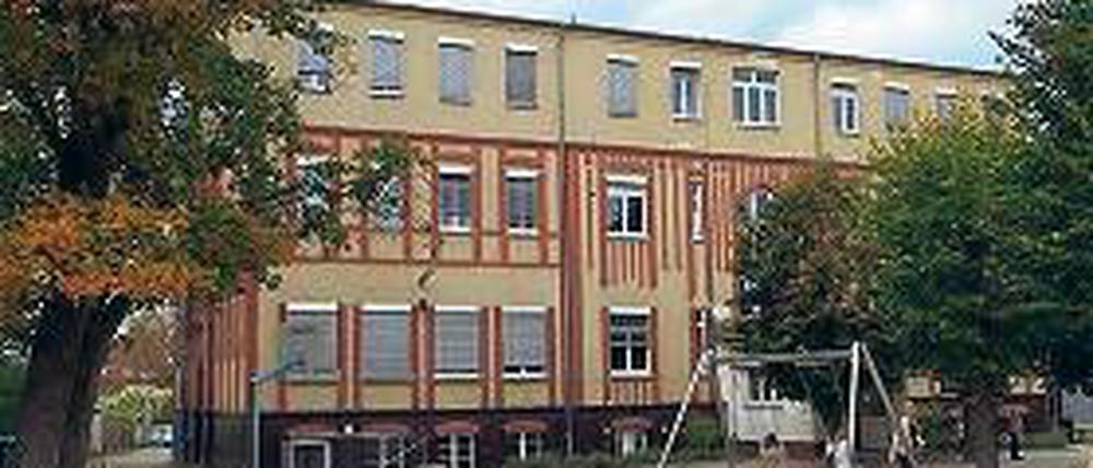 Nachrüsten. Keine Klassen, sondern Nebenräume werden benötigt.