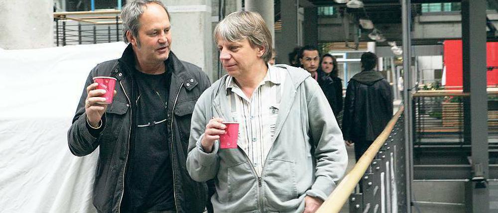 Mittendrin. Andreas Dresen (r.) – hier mit Kameramann Michael Hammon – wurde 1963 in Gera geboren. Der Regisseur lebt in Potsdam und ist seit 2012 Laienrichter am Verfassungsgericht des Landes Brandenburg.