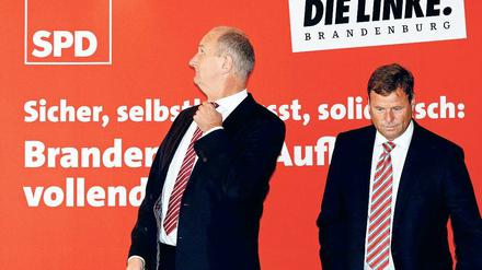 Gemeinsamer Aufbruch? Regierungschef Dietmar Woidke (l.) und sein Koalitionspartner Linke-Chef Christian Görke (r.).