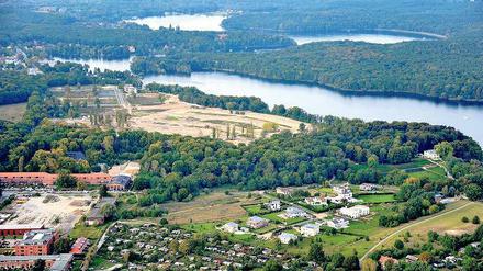 Entwicklungspotenzial. Auf vier Seiten präsentiert die Stadt den Campus des Software-Milliardärs und Potsdam-Mäzens Hasso Plattner am Jungfernsee. Dort geht es um weitere Gewerbeflächen von bis zu 24 000 Quadratmeter und Wohnhäuser.