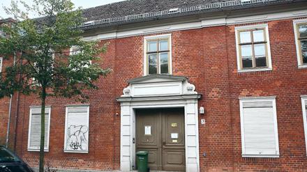 Übergangsquartier. Ehemals Potsdam Museum, jetzt Suppenküche.