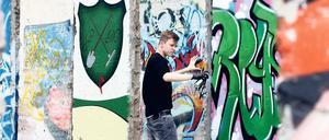 Graffiti und Mauerkunst. Beides sei rebellisch, meint der Elftklässler Henning Heieck.