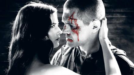 Die Braut schaut ins Auge. Eva Green und Josh Brolin in „Sin City 2“.