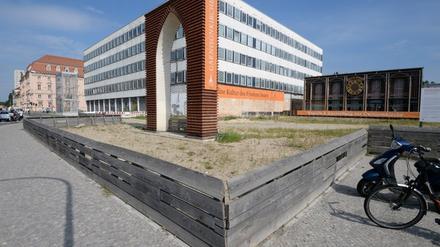 Ein kahler Platz, heiß umstritten: Hier stand früher die Potsdamer Garnisonkirche.