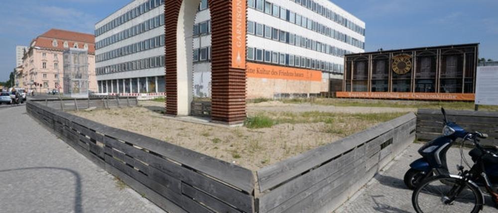 Ein kahler Platz, heiß umstritten: Hier stand früher die Potsdamer Garnisonkirche.