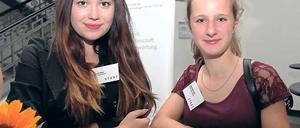 Ausgezeichnet. Doina (l.) und Maria bekommen ein Stipendium.