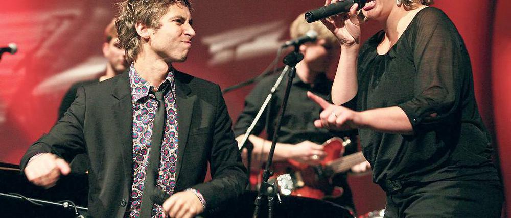 Musik zur Feier. Die Band Fortunate Fools spielte ein Ständchen.