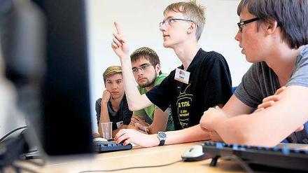 Die beste Idee gewinnt. Schüler beim HPI-Sommercampus.