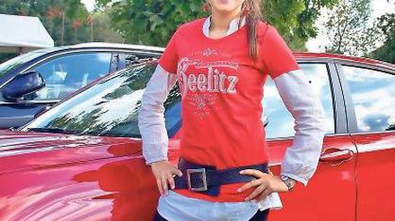 Anziehend. Anna Herrmann aus der Tourist-Info im Beelitz-Shirt.