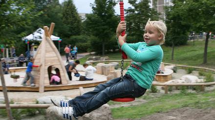Macht ja auch Spaß: die neue Seilbahn.