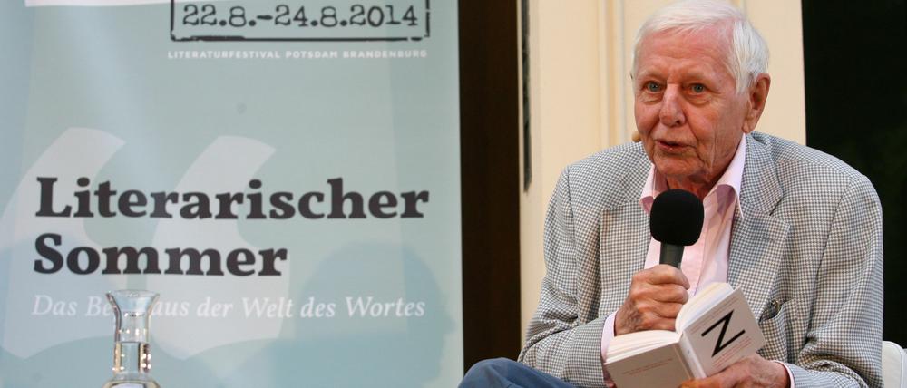 Las am Freitagabend: Hans Magnus Enzensberger.