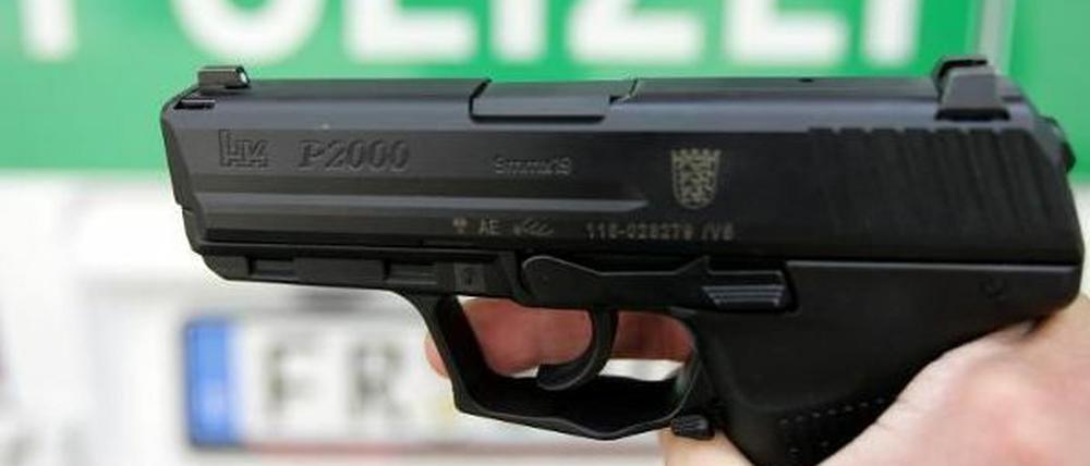 Ein Schuss löste sich aus einer Dienstwaffe.