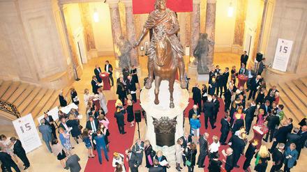 Fast schon eine Tradition. Im Mai lud die Bürgerstiftung Berlin zum „Art Dinner“, diesmal ins Bode-Museum.