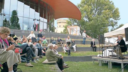 So schön kann Kultur in Potsdam sein. Wie bei einer Lesung in der Schiffbauergasse beim ersten Festival „lit:potsdam“ im vergangenen Jahr. Wer in Zukunft gefördert werden soll, entscheiden die Kulturpolitischen Konzepte.