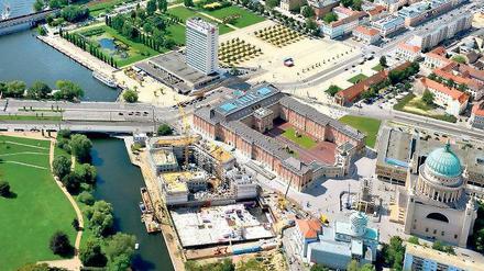 Die Mitte von oben. An der Alten Fahrt sind die Stockwerke des Humboldtquartiers und die benachbarten Palazzi Pompei und Chiericati schon aus den Baugruben gewachsen. Beim Palast Barberini ist man noch nicht so weit.