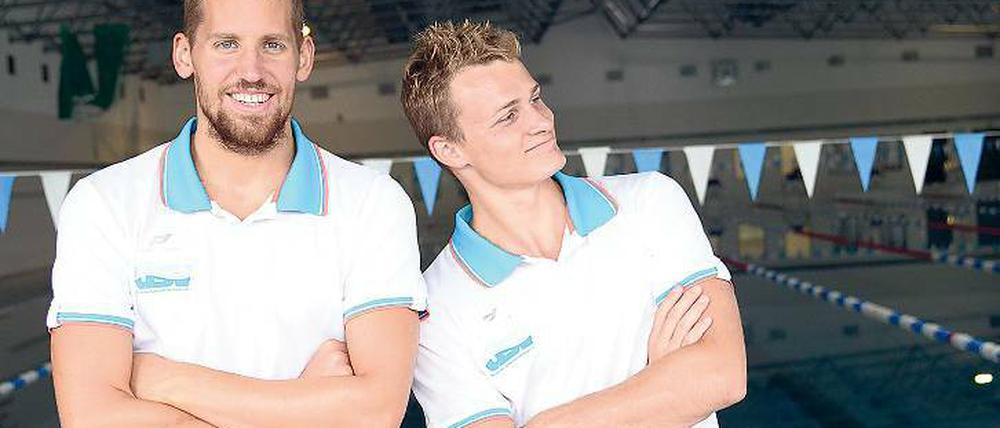 Blick nach Berlin. Yannick Lebherz (l.) und Christian Diener in ihrer Heimstätte, der Schwimmhalle am Potsdamer Luftschiffhafen. Heute und morgen starten beide bei derEuropameisterschaft in Berlin in einem unbekannten Gewässer: im temporären Becken im Velodrom.