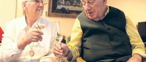 Mit Briefen fing es an. Hans und Rosa Peuten sind 65 Jahre verheiratet.