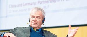 Internet-Pionier. Über ein Jahr hat Werner Zorn an einer Verbindung mit dem amerikanischen CSNET gearbeitet. Am 3. August 1984 erhielt er dann Deutschlands erste Internet-Mail.